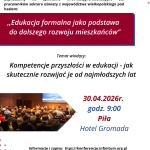 Plakat promujący webinar o edukacji formalnej, z datą, miejscem i zdjęciem sali konferencyjnej.